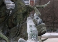    (Neptune Fountain) 7